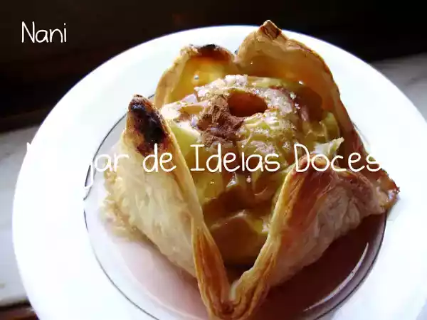 Receita Maçãs com massa folhada e calda de vinho do porto