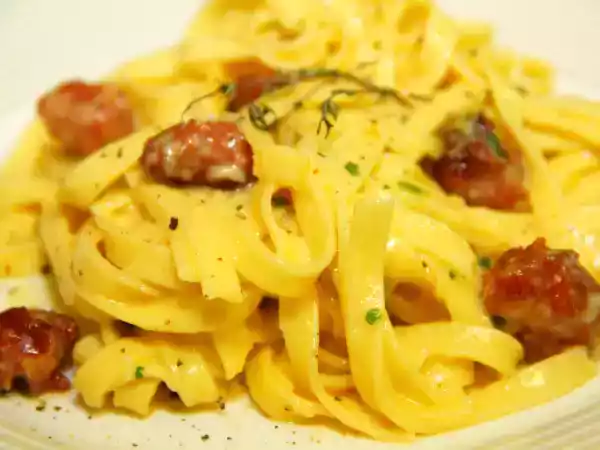 Receita Tagliatelle a carbonara rústica