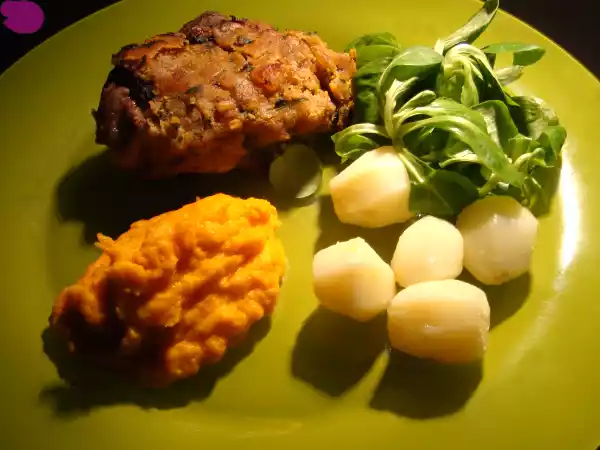 Receita Borrego com crosta de farinheira com puré de cenoura