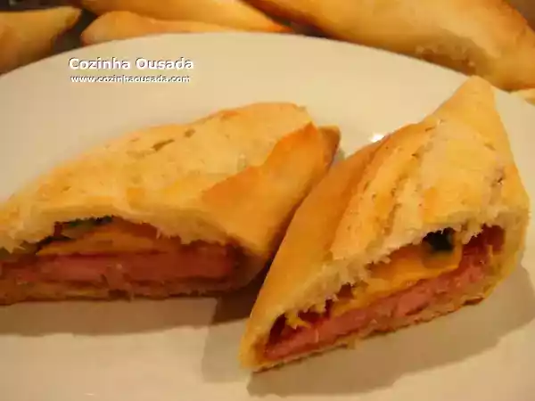Receita Sanduiche de linguiça e palmira