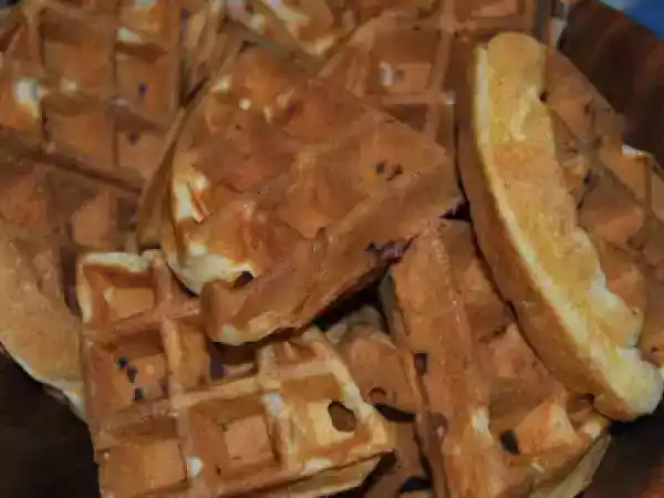 Receita Waffles de bacon e cebola