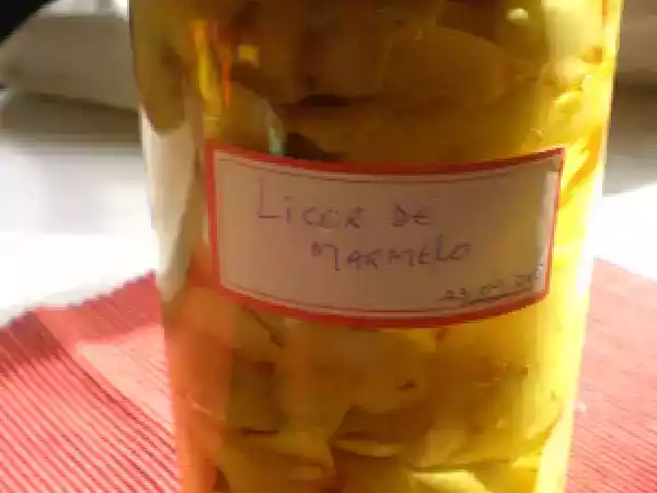 Receita licor de marmelo