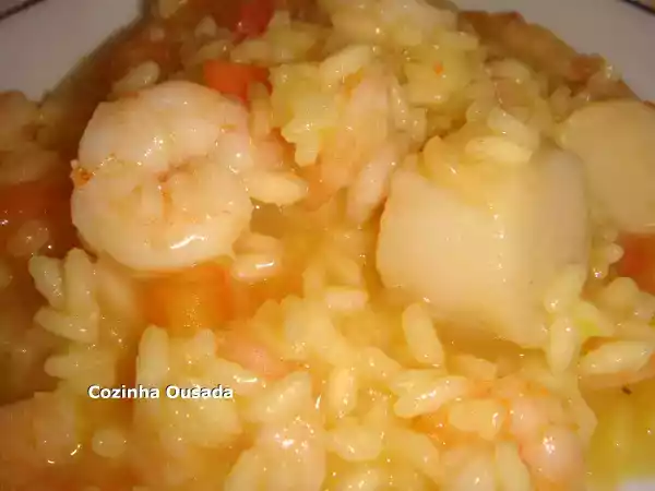 Receita Risotto de vieiras e camarões no champagne e açafrão