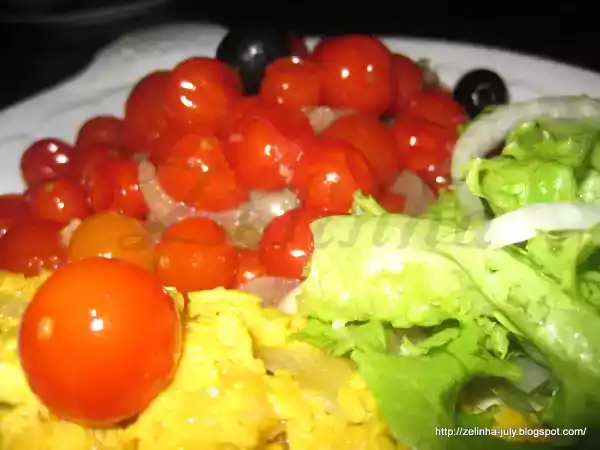 Receita Tomate cereja com ovos mexidos