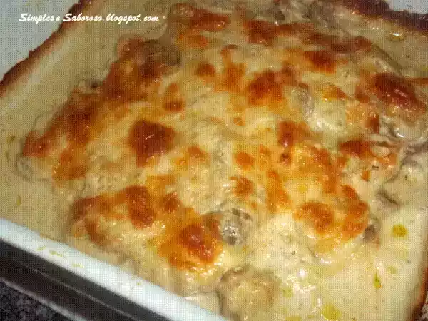 Receita Bifes de peru gratinados com cogumelos