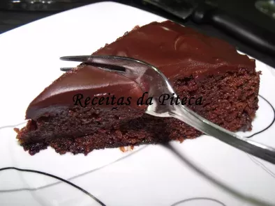 A melhor receita de bolo de chocolate húmido