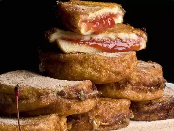 Receita Rabanadas recheadas com doce de leite ou goiabada