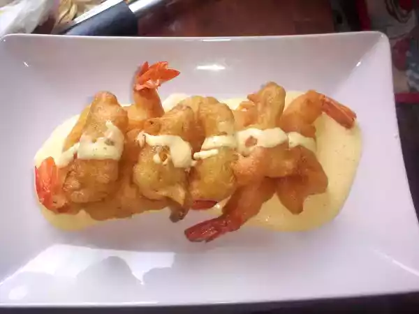 Receita Camarões e alcachofras com maionese de laranja