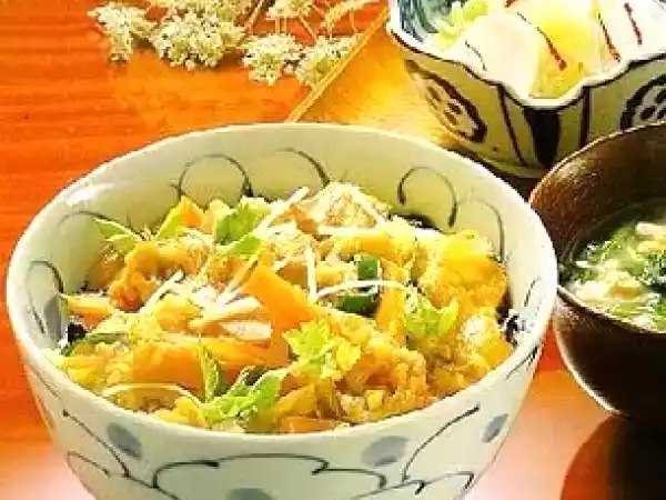 Receita Receita de salada de batata com mix de manjericão