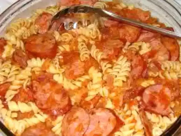 Receita Receita de macarrao com linguiça calabresa