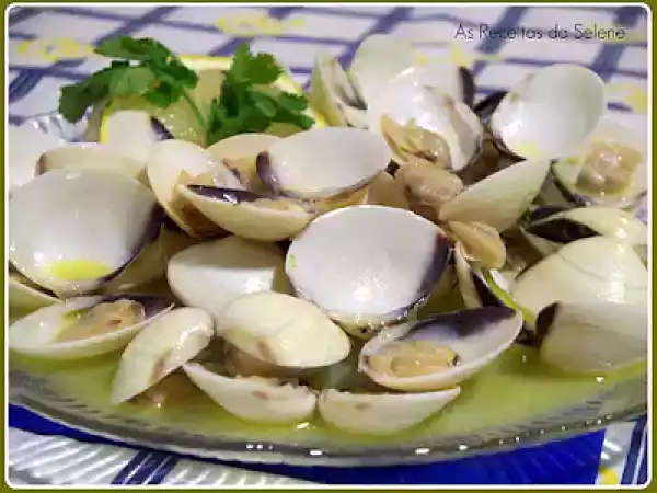 Receita Ameijoas à bulhão pato