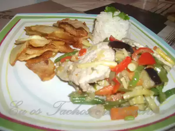 Receita Bifinhos salteado com legumes