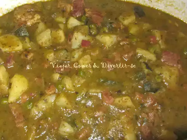 Receita Jardineira de carne com ervilhas e courgettes