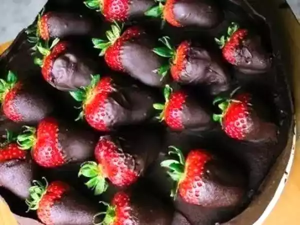 Receita Torta de morango especial