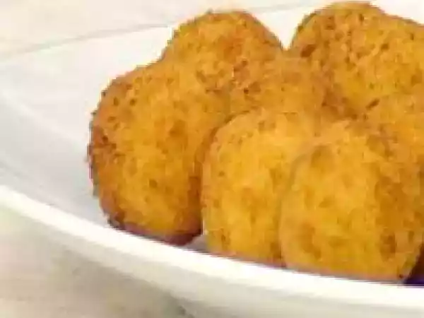 Receita Bolinhos de provolone delicioso