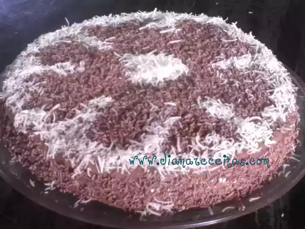 Receita Bolo prestígio a moda da diana