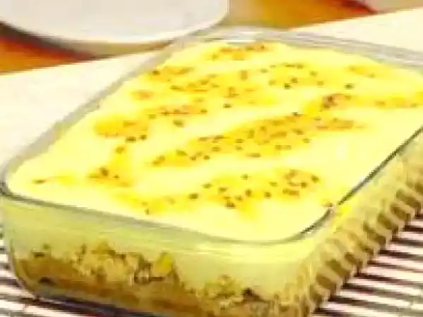 Receita Sobremesa de maracujá com biscoitos