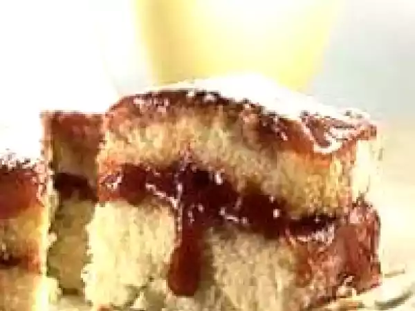 Receita Bolo branco com goiabada