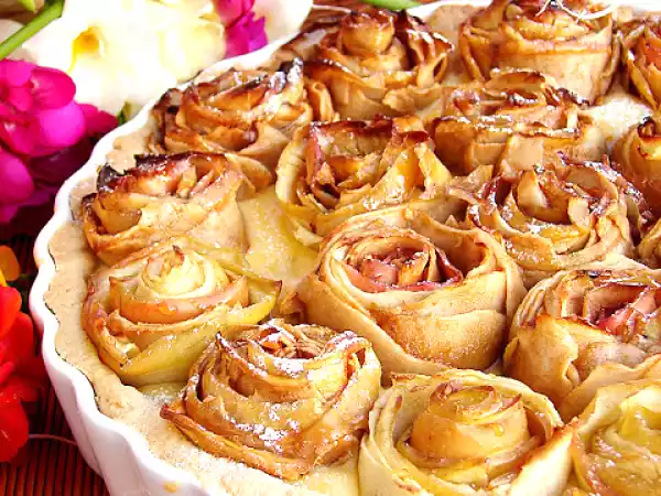 Receita Tarte de maçãs de rosas