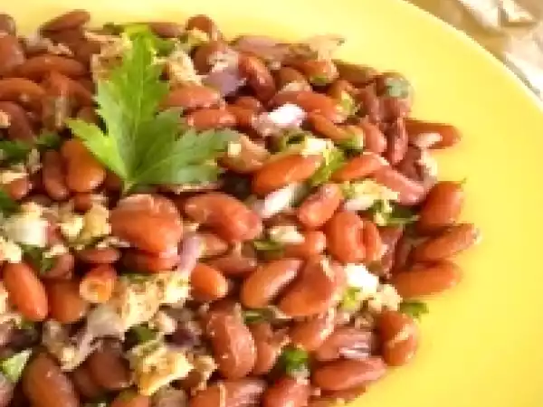 Receita Salada de atum, feijão e salsa