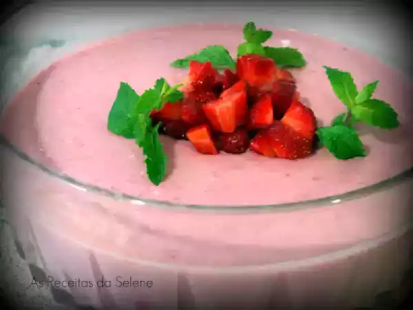 Receita Mousse de morango no liquidificador