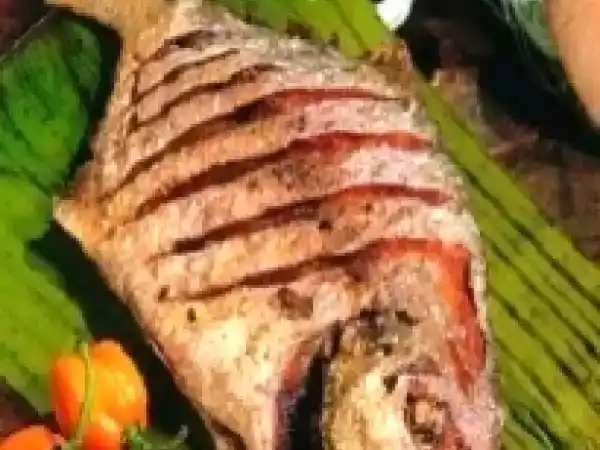 Receita Peixe assado ao estilo cubano