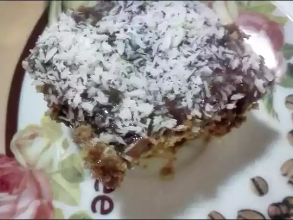 Receita Torta de bolacha com café