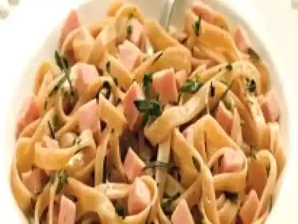 Receita Fettuccine ao molho de ervas