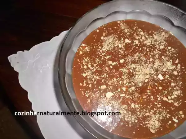 Receita Musse de chocolate com amêndoas torradas