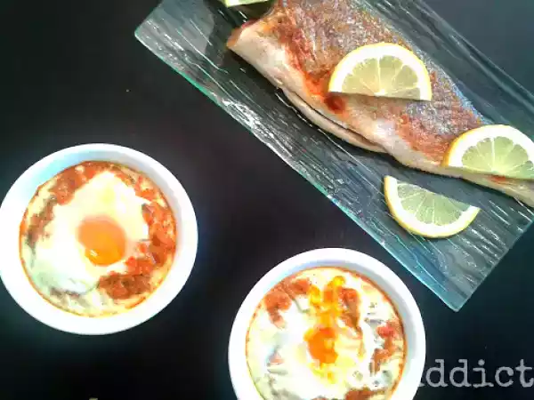 Receita Robalo grelhado com migas de tomate e alheira