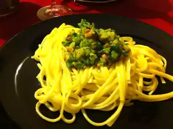 Receita Massa ao pesto rústico de agrião