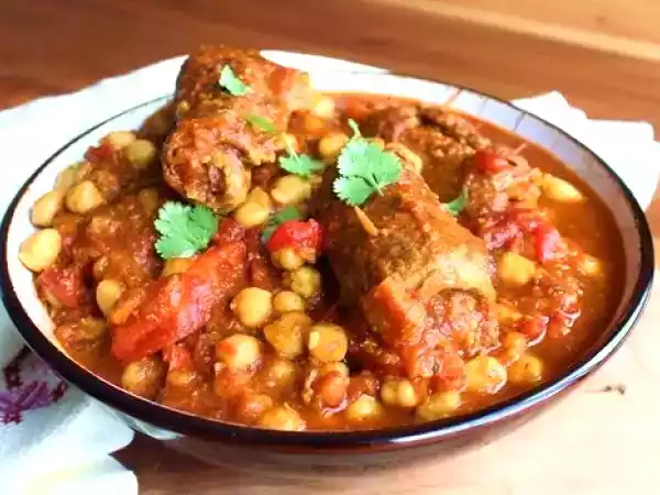 Receita Tagine marroquina de carne e grão-de-bico