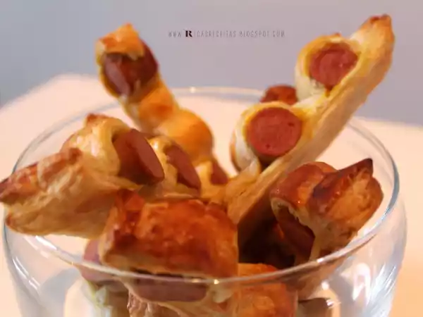 Receita Folhados com salsicha e mostarda