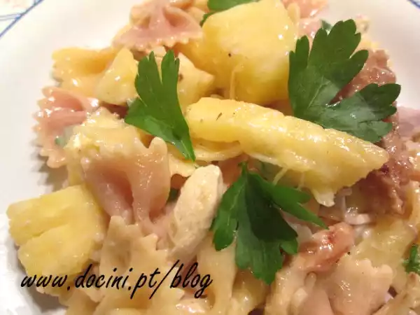 Receita Salada farfalle e frango com ananás (aproveitamento de sobras)