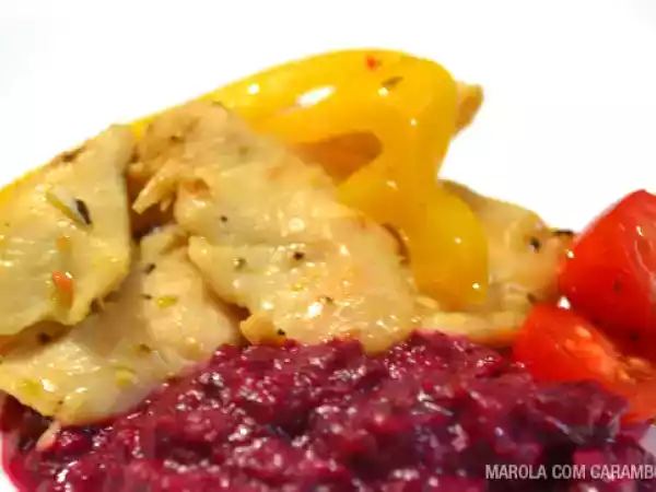 Receita Isca de frango com purê de beterraba