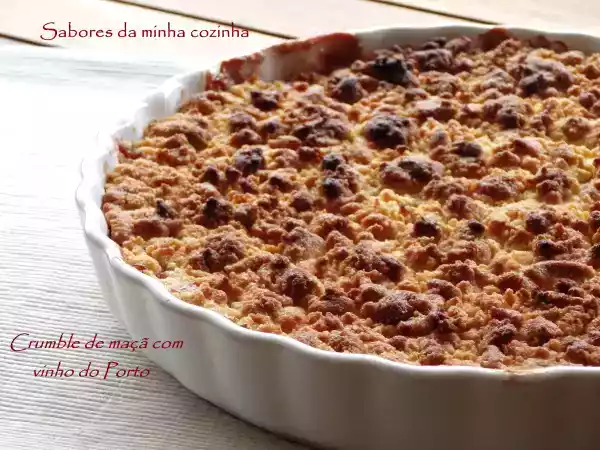Receita Crumble de maçã com vinho do porto