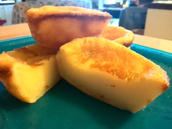 Receita Queijadinhas de leite com limão e baunilha