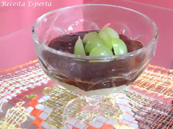 Receita Bombom aberto de uva
