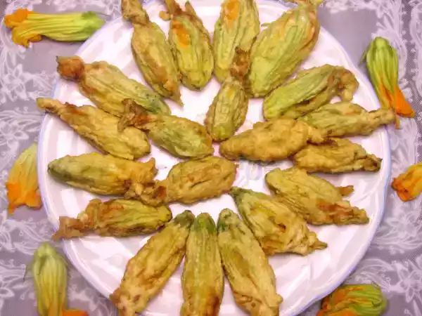 Receita Flor de abobrinha / curgete recheada