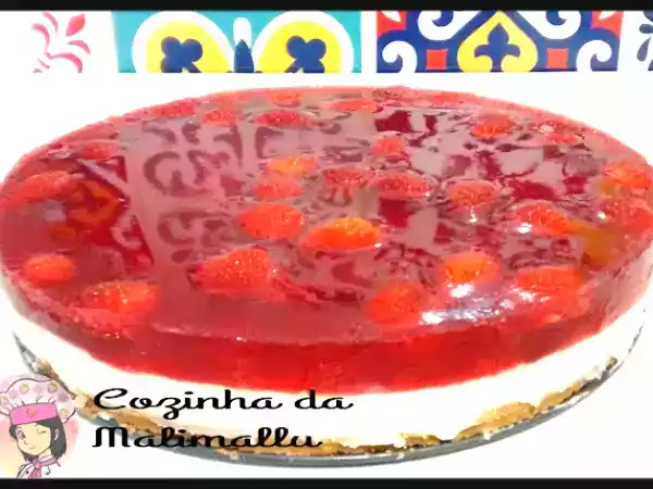 Receita Torta de padaria espelhada de morango