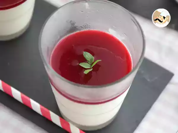 Receita Panna cotta ao coulis de framboesa