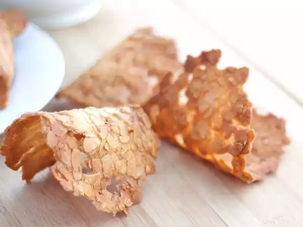Receita Telhas de amêndoas crocantes