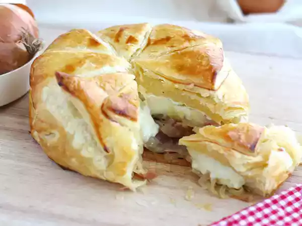 Receita Folhado de camembert, presunto e cebola