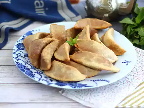 Receita Cornos de gazela, um doce oriental