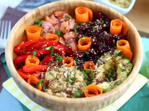 Receita Buddha bowl com salmão