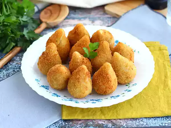 Receita Coxinhas de frango (receita brasileira)