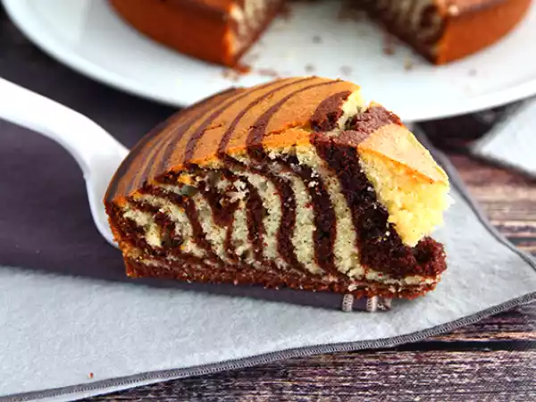 Receita Bolo zebra, o bolo mármore exótico
