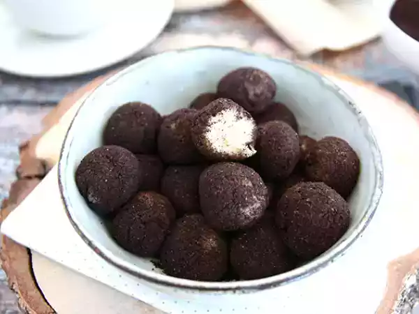 Receita Brigadeiros gourmet de oreo (trufas de oreo)