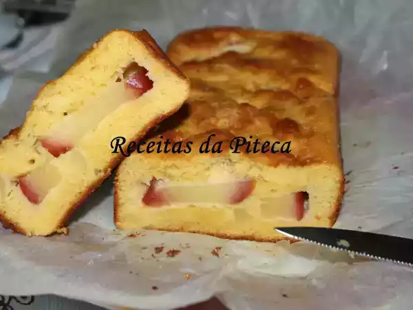 Receita Bolo de iogurte grego de maçã e canela