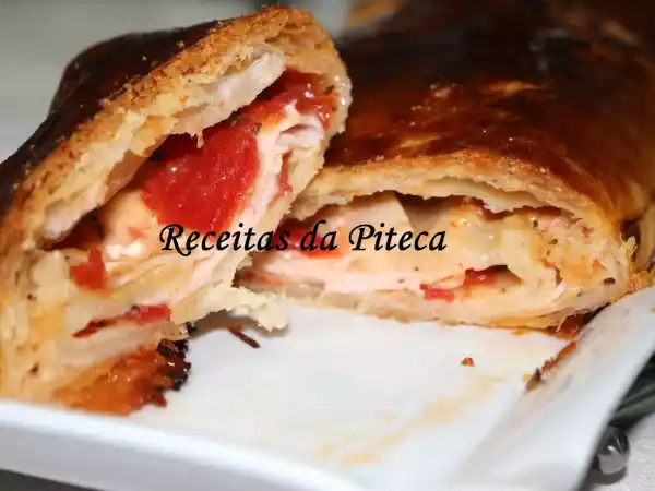 Receita Rolo folhado de queijo e fiambre